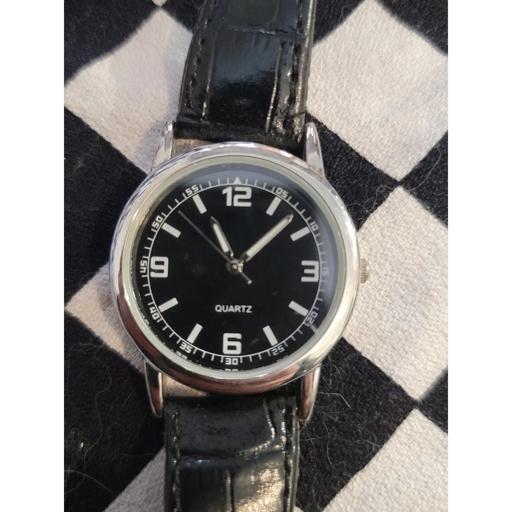 Men's Quartz Watch LOT (2) – Black &‎ Gold – Casual / Dress – As-Is